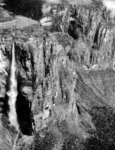 Angel Falls ● Churún Vena ● Salto Angel ©Photo: 1939 Carlos Freeman Archive/Jimmie Angel Historical Project